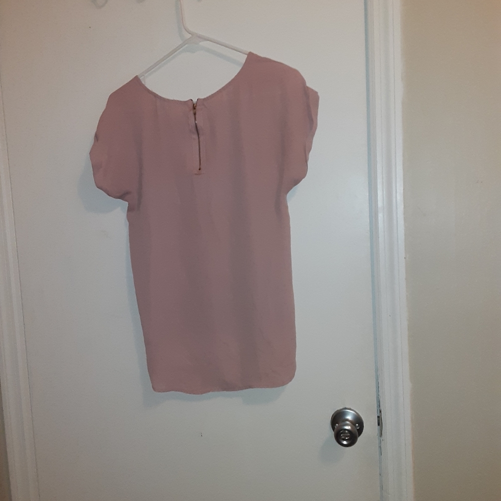 Pink blouse - Picture 2 of 3